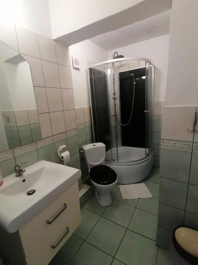 Ustronie Apartment Zgierz Bagian luar foto
